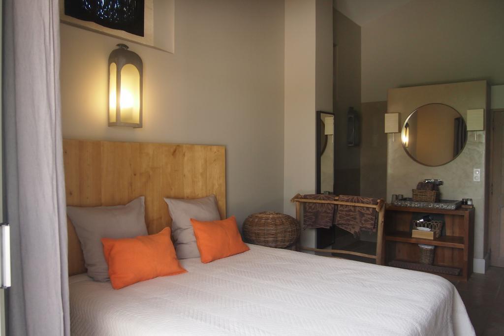 La Maison Des Collines Hotel Allemagne-en-Provence Habitación foto