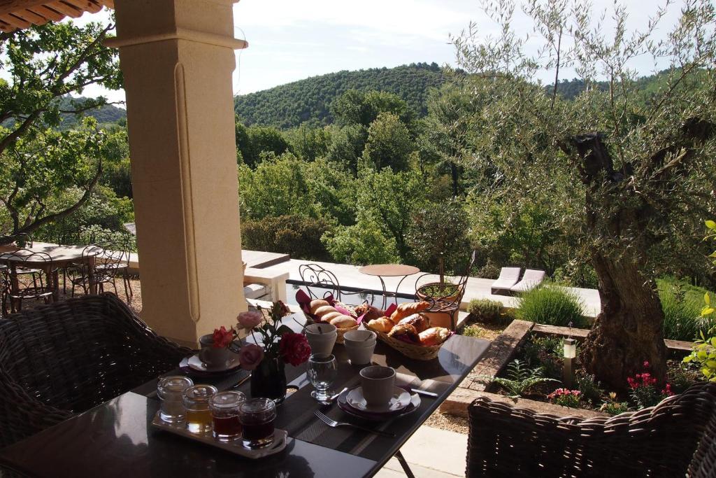 La Maison Des Collines Hotel Allemagne-en-Provence Exterior foto